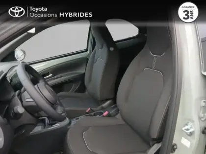 Photo 10 Toyota Aygo  X 116h Graphic