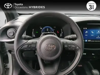 Photo 27 Toyota Aygo  X 116h Graphic