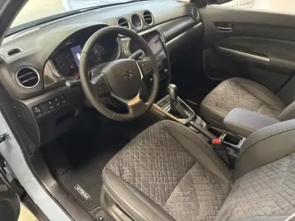 Photo 9 Suzuki Vitara  1.4 Boosterjet Hybrid 110ch Style Auto Allgrip MY25