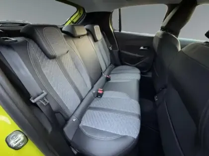 Photo 12 Peugeot 208  e- 136ch Allure