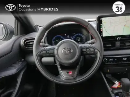 Photo 8 Toyota Yaris  130h GR Sport 5p MY25