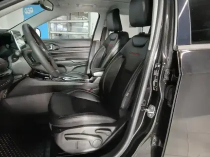 Photo 13 Jeep Compass  1.3 Turbo T4 240ch PHEV 4xe Trailhawk AT6 eAWD