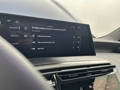 Photo 44 Peugeot 3008  Hybrid 145 e-DCS6