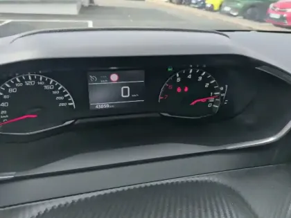 Photo 9 Peugeot 208  PureTech 100 S&S BVM6