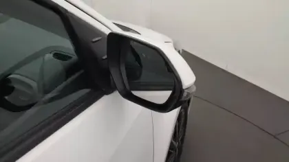 Photo 30 Toyota Yaris  70 VVT-i