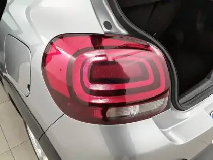 Photo 16 Citroën C3  PureTech 82 S&S BVM5