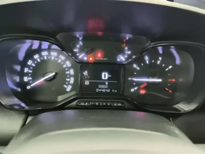 Photo 15 Citroën C3 Aircross  PureTech 110 S&S BVM6