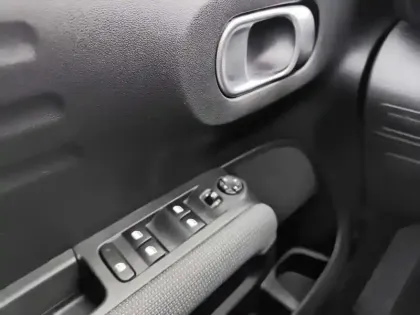 Photo 23 Citroën C3 Aircross  PureTech 110 S&S BVM6