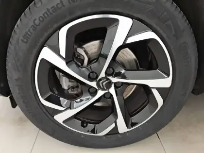 Photo 12 Citroën C5 aircross  PureTech 130 S&S EAT8