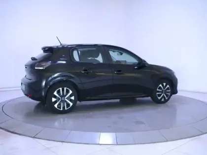 Photo 62 Peugeot 208  PureTech 100 S&S BVM6