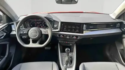 Photo 10 Audi A1  Sportback 30 TFSI 116 ch S tronic 7