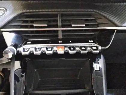 Photo 54 Peugeot 208 Gén. II Ph2 Active 5