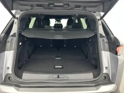 Photo 63 Peugeot 5008  Hybrid 136 e-DCS6
