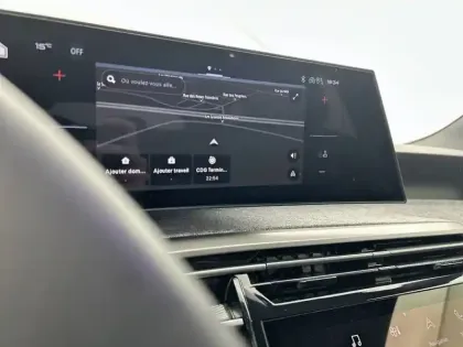 Photo 72 Peugeot 5008  Hybrid 136 e-DCS6