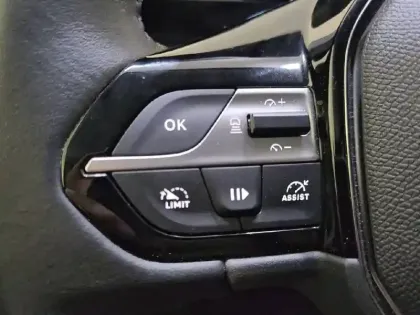 Photo 25 Peugeot 308  Hybrid 145 e-DCS6