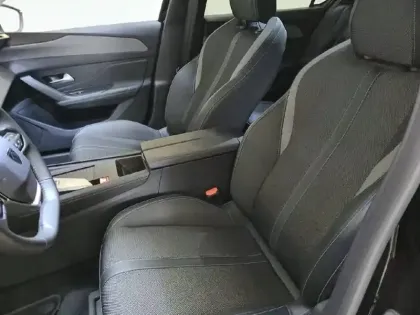 Photo 10 Peugeot 308  Hybrid 145 e-DCS6