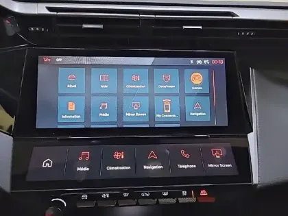 Photo 23 Peugeot 308  Hybrid 145 e-DCS6