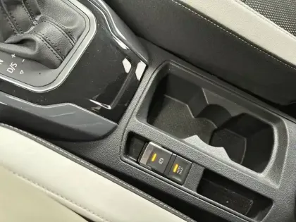 Photo 29 Volkswagen T-roc  1.5 TSI 150 EVO Start/Stop DSG7