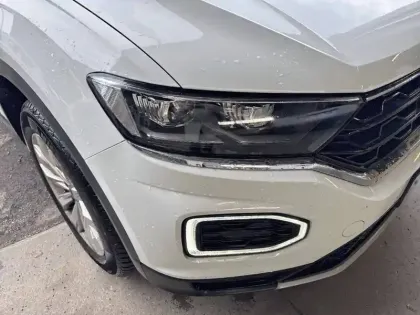 Photo 15 Volkswagen T-roc  1.5 TSI 150 EVO Start/Stop DSG7