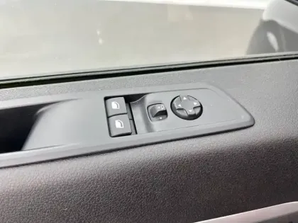 Photo 17 Opel Vivaro  CA FIXE TAILLE M BLUEHDI 180 S&S EAT8