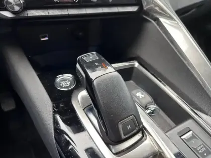 Photo 13 Peugeot 5008  BlueHDi 130ch S&S EAT8