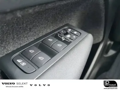 Photo 14 Volvo Xc40  B3 163 ch DCT7