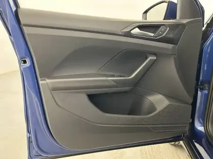 Photo 19 Volkswagen T-cross  1.0 TSI 110 Start/Stop DSG7