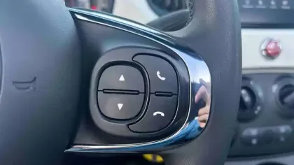 Photo 20 Fiat 500 C 1.0 70 ch Hybride BSG S/S