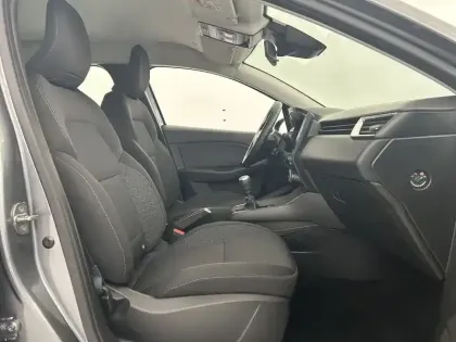 Photo 11 Renault Clio  TCe 90