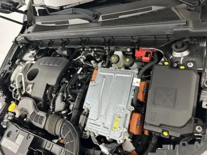 Photo 20 Renault Arkana  E-Tech hybride 145 - 22