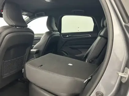 Photo 25 Renault Arkana  E-Tech hybride 145 - 22