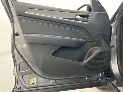 Photo 11 Renault Arkana  E-Tech hybride 145 - 22