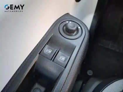 Photo 25 Renault Twingo  III SCe 65