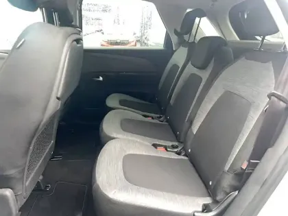 Photo 27 Citroën C4  Picasso PureTech 130 S&S