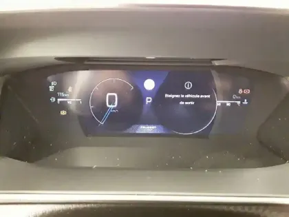 Photo 9 Peugeot 2008  Hybrid 145 e-DCS6