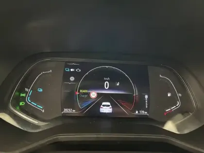 Photo 16 Renault Clio  E-Tech full hybrid 145