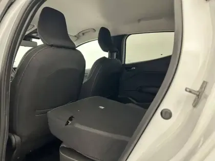 Photo 38 Renault Clio  E-Tech full hybrid 145