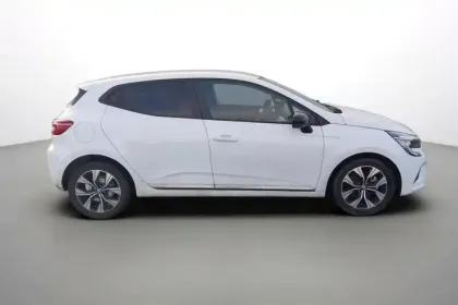 Photo 5 Renault Clio  E-Tech full hybrid 145