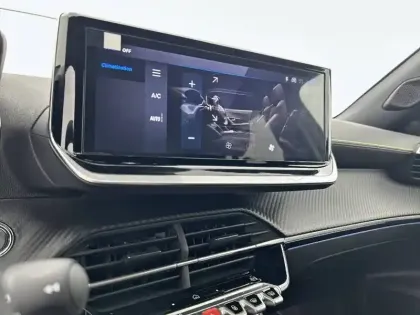 Photo 20 Peugeot 2008  Hybrid 145 e-DCS6