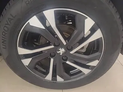 Photo 12 Peugeot 2008  Electrique 136 ch