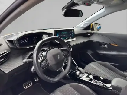 Photo 7 Peugeot 208  Electrique 50 kWh 136ch