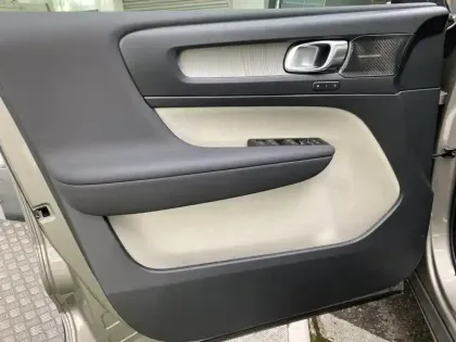 Photo 23 Volvo Xc40  T4 Recharge 129+82 ch DCT7