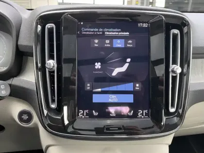 Photo 8 Volvo Xc40  T4 Recharge 129+82 ch DCT7