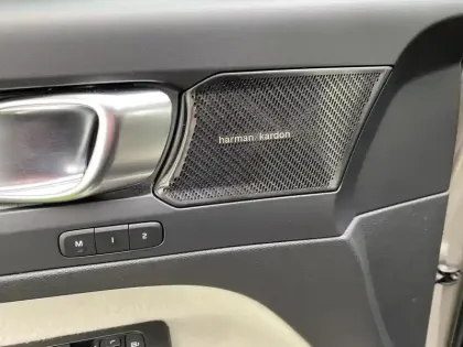 Photo 22 Volvo Xc40  T4 Recharge 129+82 ch DCT7