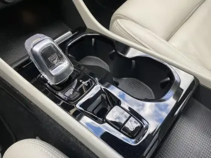 Photo 19 Volvo Xc40  T4 Recharge 129+82 ch DCT7