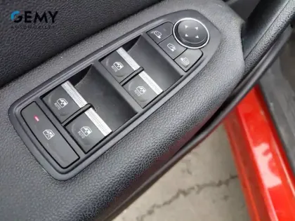 Photo 12 Renault Captur  TCe 140 EDC - 21