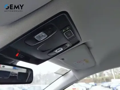 Photo 25 Renault Captur  TCe 140 EDC - 21