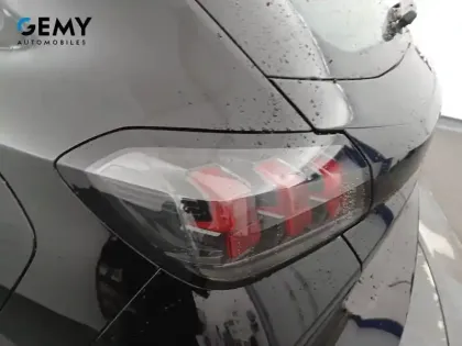 Photo 36 Peugeot 208  BlueHDi 100 S&S BVM6