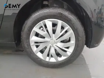 Photo 30 Peugeot 208  BlueHDi 100 S&S BVM6