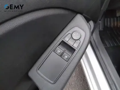 Photo 11 Renault Clio  TCe 90